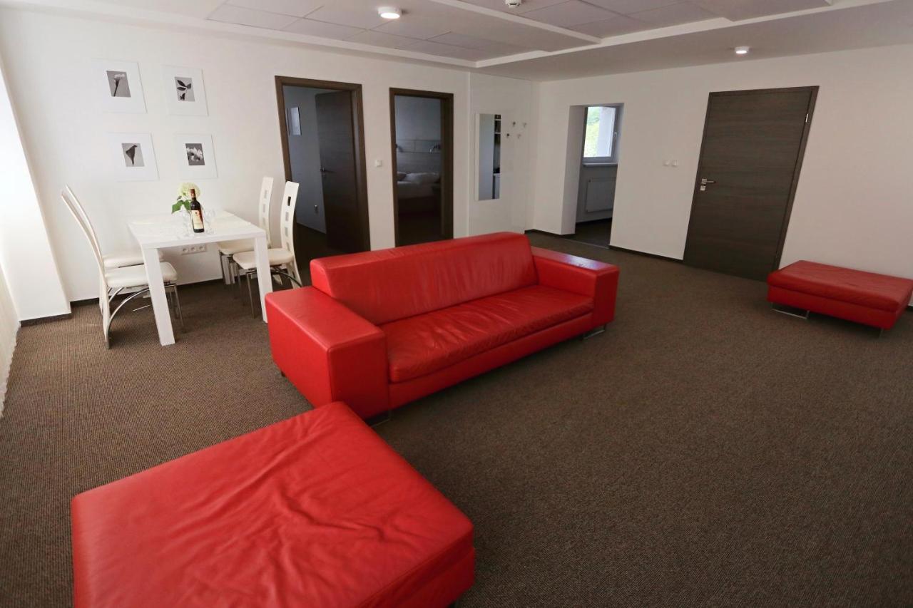 Sirava *** Apartment